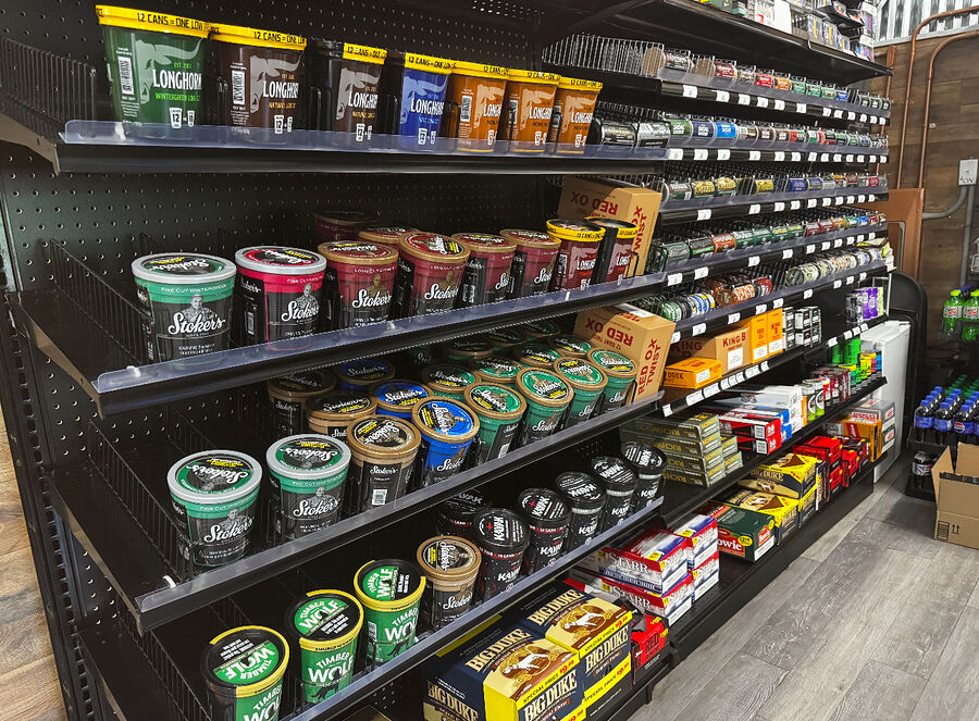 Smokeless tobacco tubs